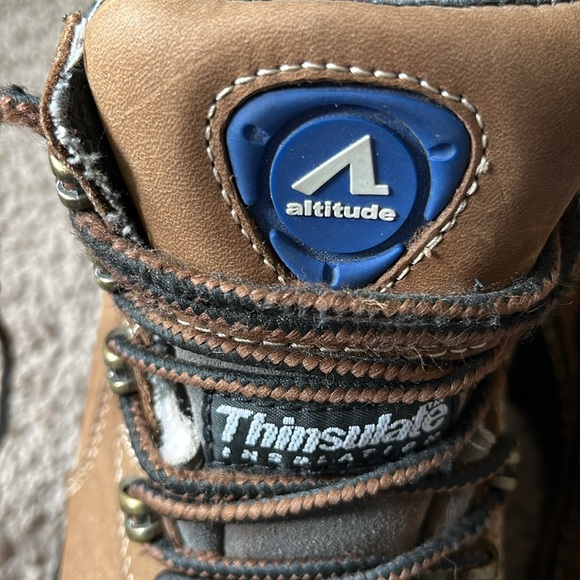Altitude hiking boots women’s size 7 - Picture 12 of 12